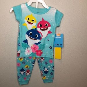 Nickelodeon baby shark pajama set size 12 months